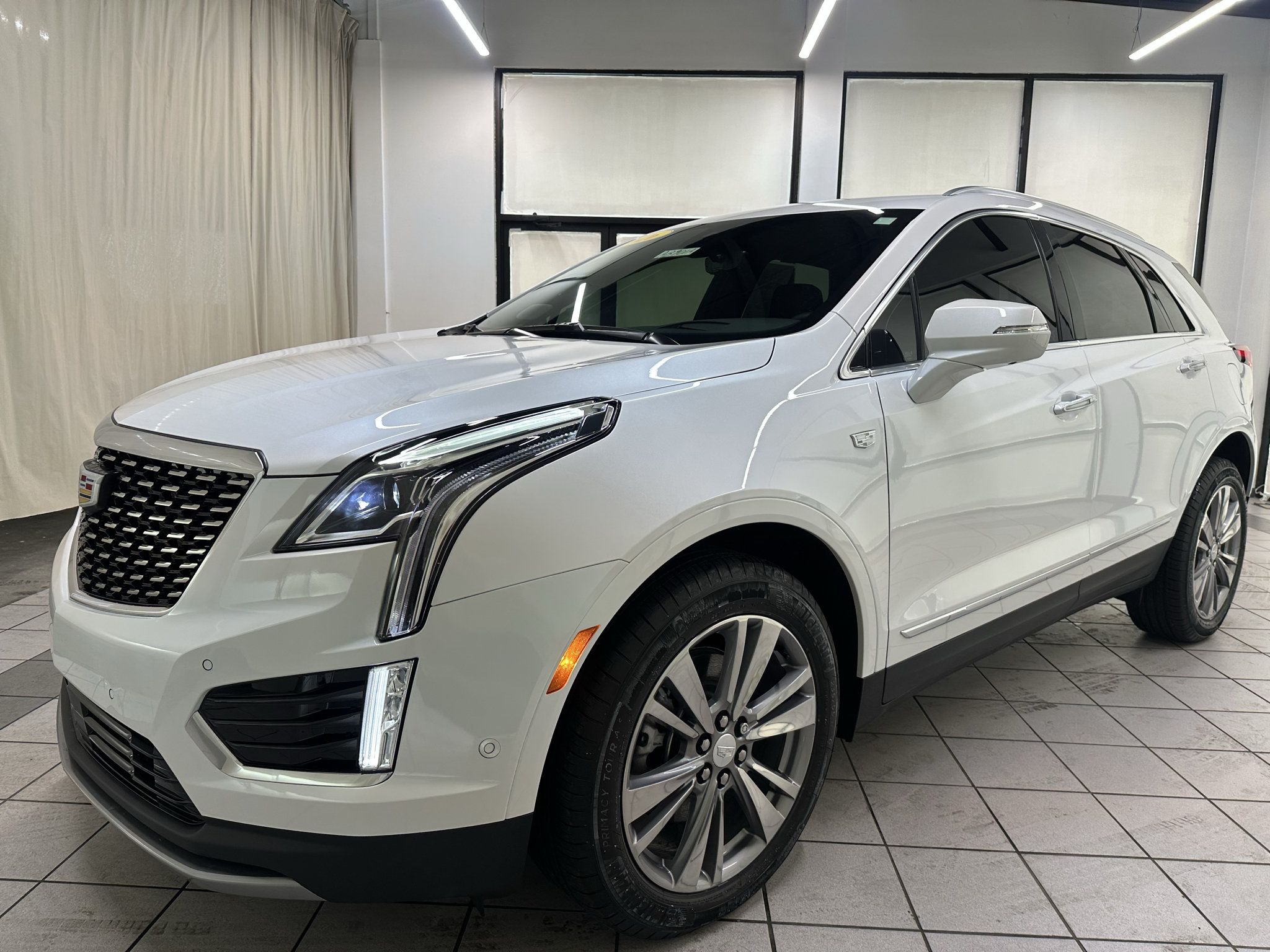 Used 2026 Cadillac XT5 Premium Luxury w/ Driver Assist Package AWD/4WD image 12