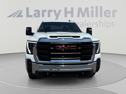 Used 2024 GMC Sierra 2500 Pro w/ Convenience Package RWD image 5
