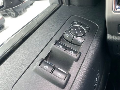 Used 2016 Ford F150 Platinum w/ Equipment Group 701A Luxury image 27