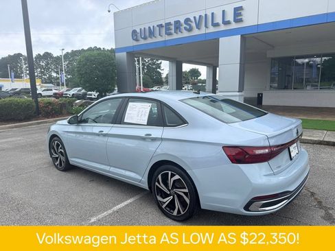 Used 2025 Volkswagen Jetta SEL FWD image 23