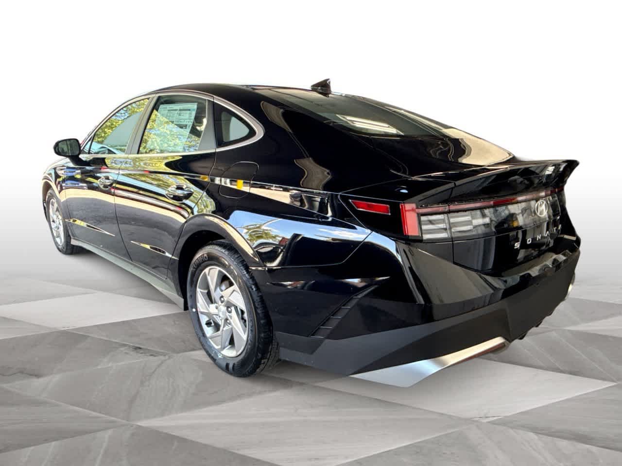 New 2026 Hyundai Sonata SE FWD image 6