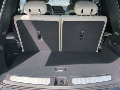 New 2026 Cadillac Vistiq Luxury AWD/4WD image 14