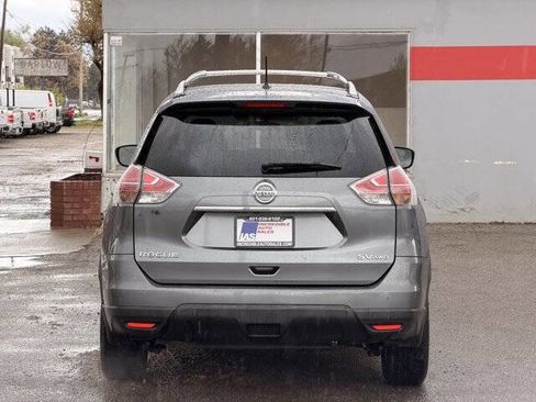 Used 2015 Nissan Rogue SV w/ SV Family Package AWD/4WD image 5