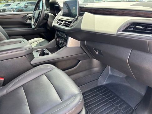 Used 2022 Chevrolet Tahoe Z71 w/ Z71 Off-Road Package AWD/4WD image 25