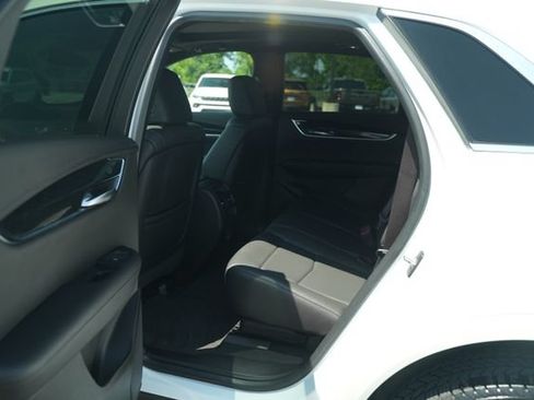 Used 2020 Cadillac XT5 Premium Luxury AWD/4WD image 15