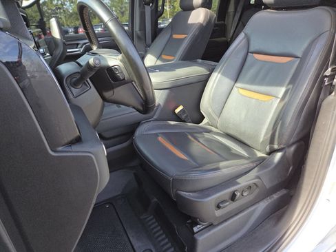Used 2024 GMC Sierra 2500 AT4 w/ AT4 Premium Plus Package AWD/4WD image 30