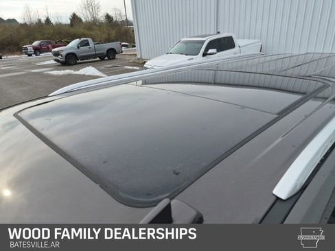 Used 2021 Chevrolet Suburban High Country w/ Premium Package image 7