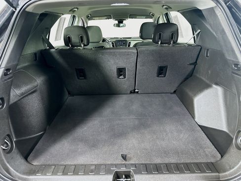 Used 2020 Chevrolet Equinox LS FWD image 27