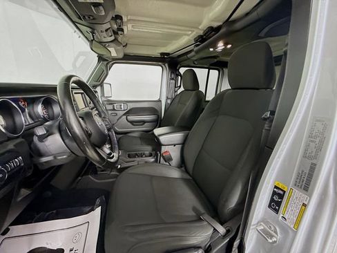 Used 2022 Jeep Wrangler Unlimited Sport image 20