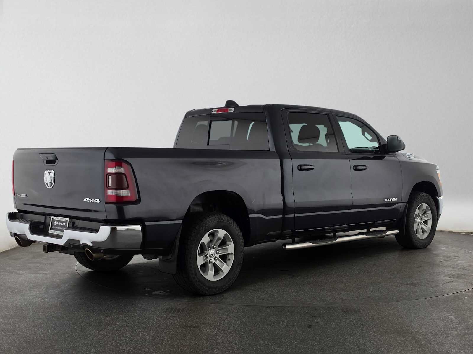 Used 2021 RAM 1500 Big Horn AWD/4WD image 3