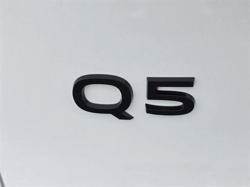 Used 2025 Audi Q5 Premium Plus image 27