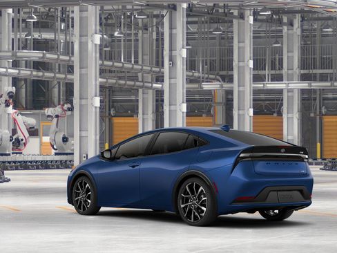 New 2026 Toyota Prius Plug-In Hybrid FWD image 6