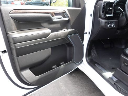 Used 2024 GMC Sierra 1500 Elevation AWD/4WD image 16