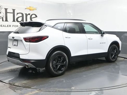 New 2025 Chevrolet Blazer LT w/ Midnight/Sport Edition image 28