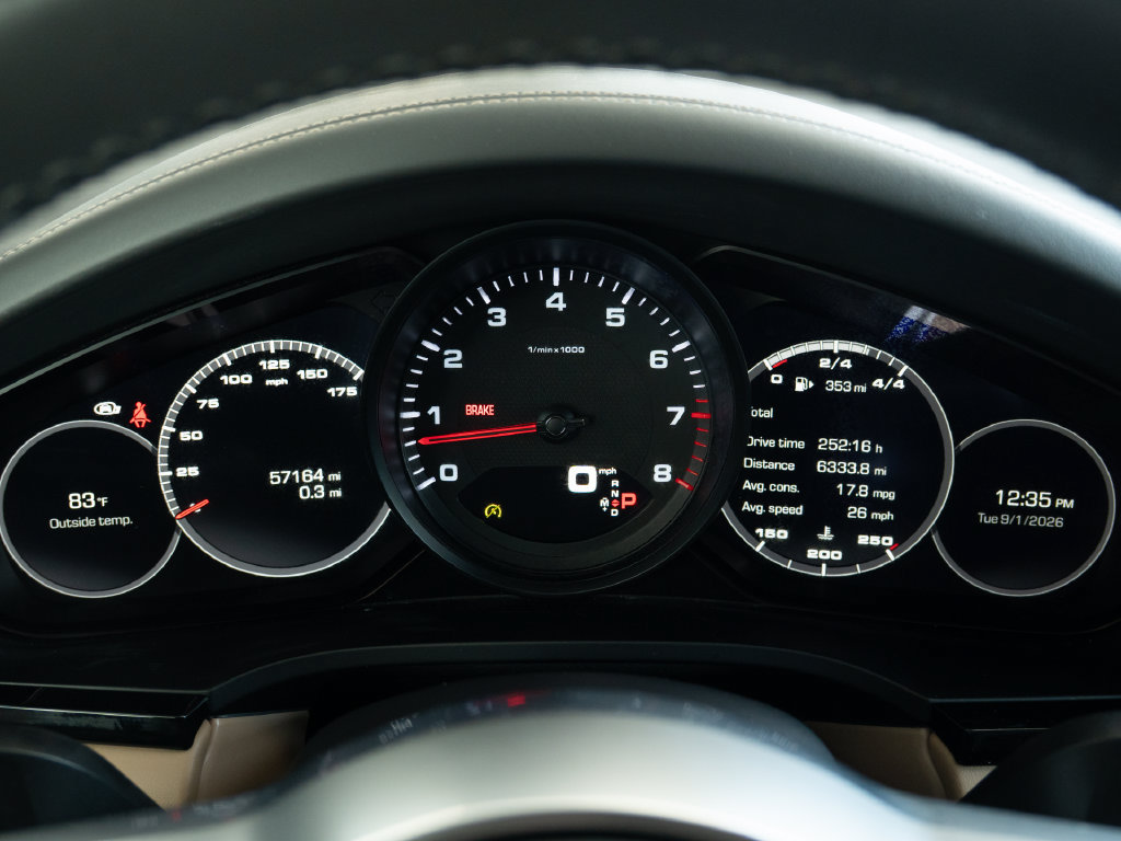 Certified 2021 Porsche Cayenne AWD/4WD image 6