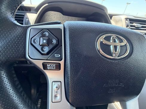 Used 2019 Toyota 4Runner Limited AWD/4WD image 15