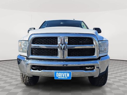 Used 2018 RAM 3500 Tradesman w/ Chrome Appearance Group AWD/4WD image 2