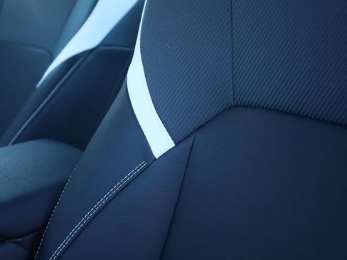 Used 2025 Toyota Camry SE image 25