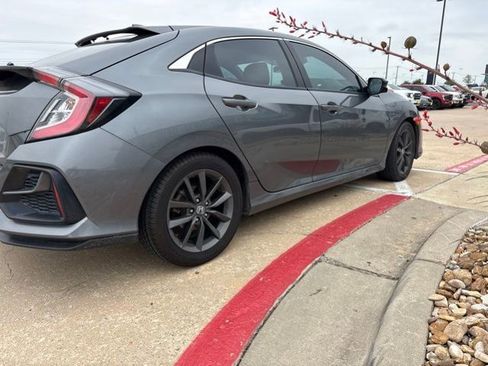 Used 2020 Honda Civic EX image 4
