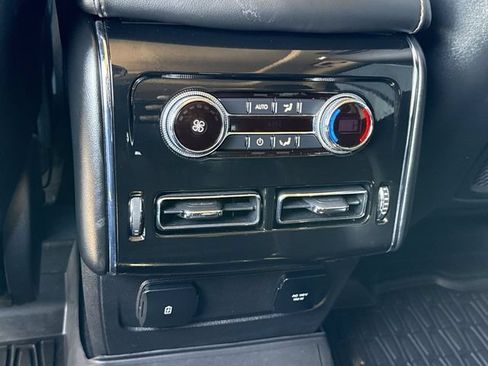 Used 2024 Lincoln Aviator 2WD w/ Premium Package image 11