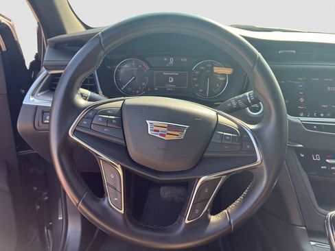 Used 2021 Cadillac XT5 Luxury FWD image 18