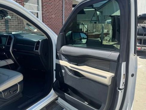 Used 2021 Ford Expedition Max Platinum AWD/4WD image 10