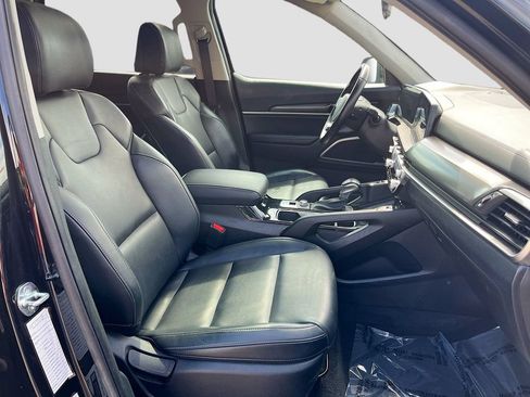 Used 2025 Kia Telluride S AWD/4WD image 30