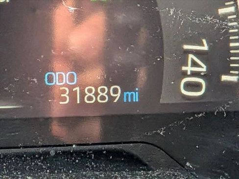 Used 2024 Toyota RAV4 XLE w/ Convenience Package image 9