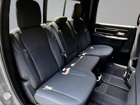 New 2026 RAM 2500 Big Horn AWD/4WD image 10