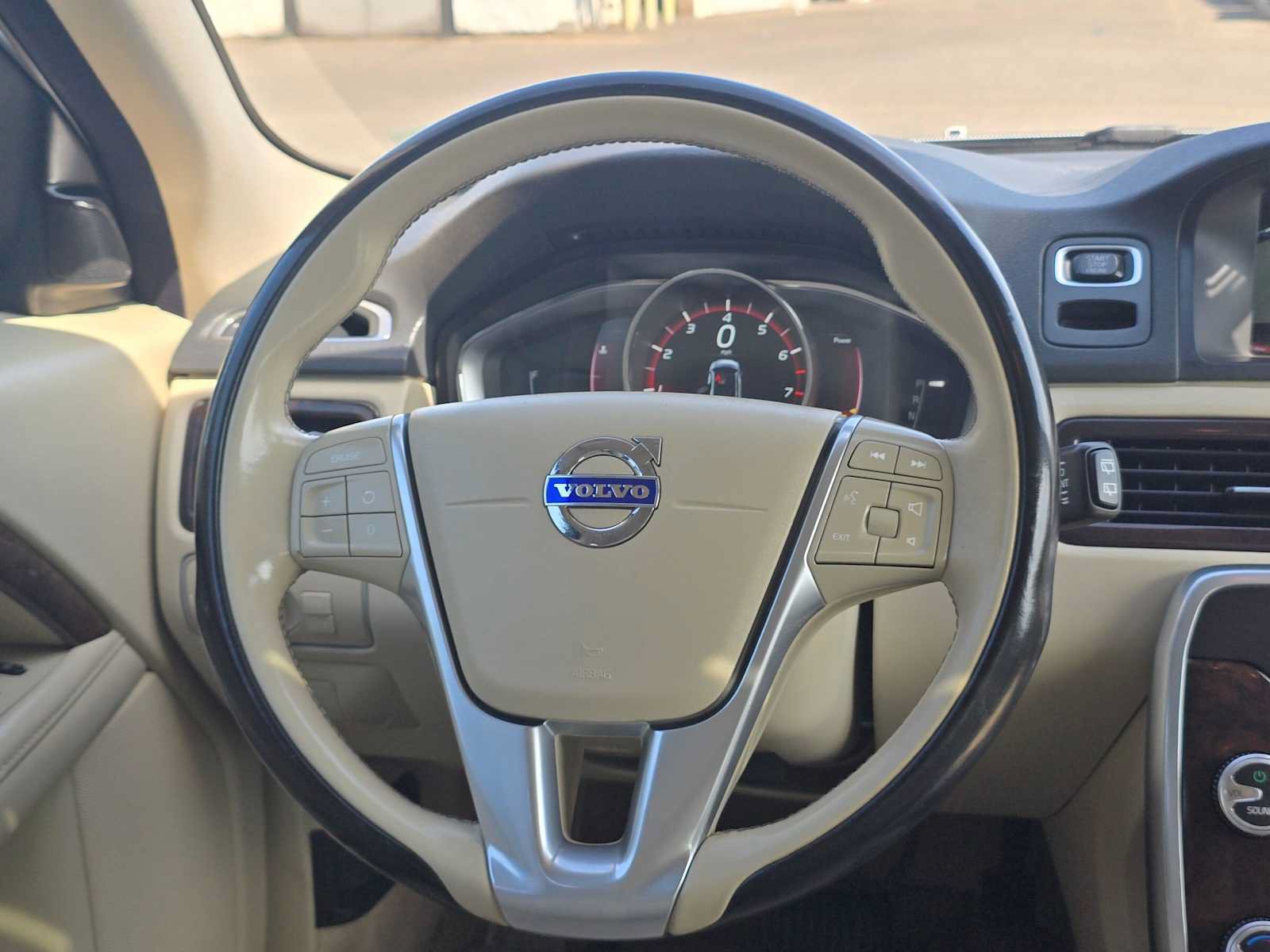 Used 2016 Volvo XC70 T5 Premier AWD/4WD image 19