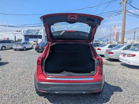 Used 2018 Nissan Rogue Sport S w/ S Appearance Package FWD image 39