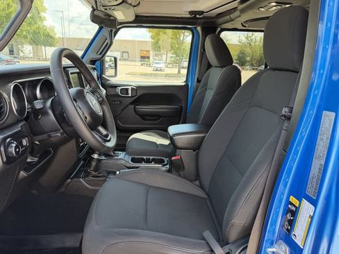 Used 2023 Jeep Wrangler Unlimited Sport AWD/4WD image 23
