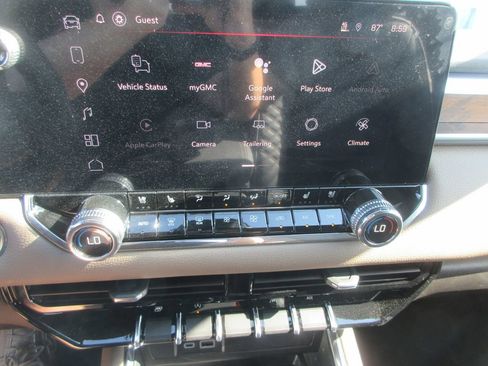 New 2026 GMC Canyon Denali AWD/4WD image 19