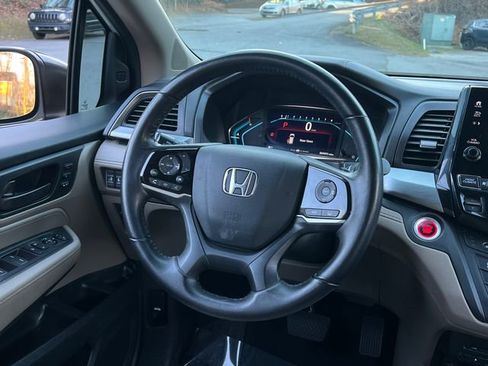 Used 2020 Honda Odyssey EX-L image 18