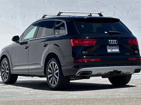 Used 2017 Audi Q7 3.0T Premium Plus w/ Premium Plus Package AWD/4WD image 5