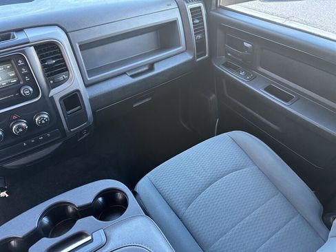 Used 2015 RAM 2500 Tradesman w/ Chrome Appearance Group image 24