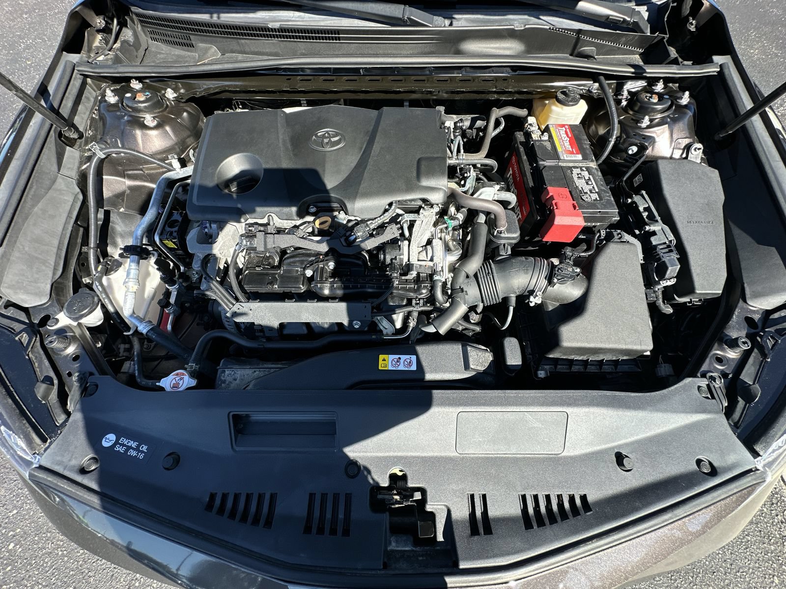 Used 2018 Toyota Camry LE FWD image 33