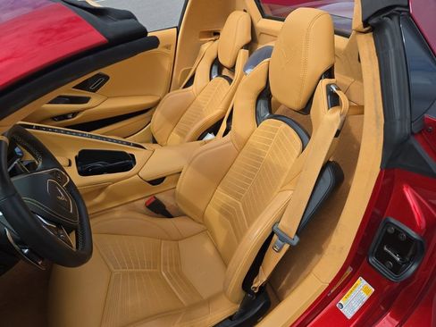 Used 2023 Chevrolet Corvette Stingray Premium Conv w/ Z51 Performance Package image 9
