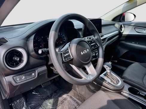 Used 2024 Kia Forte LXS w/ LXS Technology Package FWD image 11