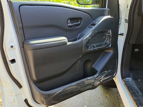 New 2026 Nissan Frontier S RWD image 10