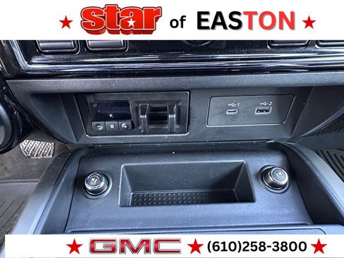 Used 2021 Nissan Titan Platinum Reserve w/ Moonroof Package image 28