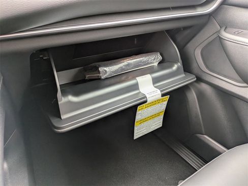 New 2025 Nissan Armada SV image 23