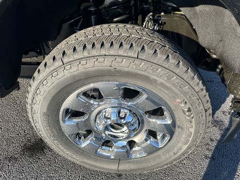 New 2026 Ford F350 Lariat w/ Chrome Package image 28