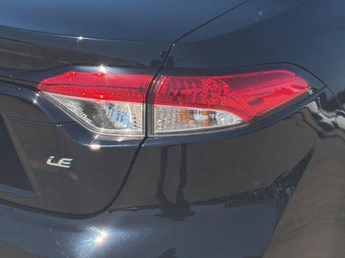 Certified 2025 Toyota Corolla LE FWD image 28