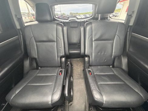 Used 2017 Toyota Highlander Limited Platinum FWD image 26