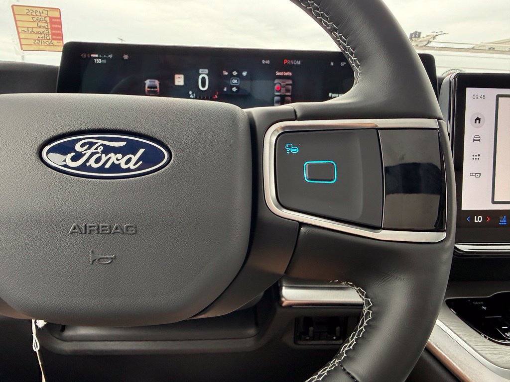 Used 2027 Ford Expedition Platinum RWD image 25