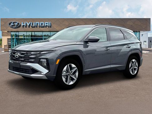 Used 2025 Hyundai Tucson SEL FWD image 35
