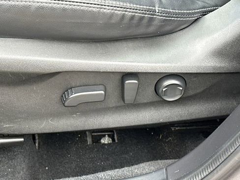 Used 2019 Subaru Forester Limited image 38