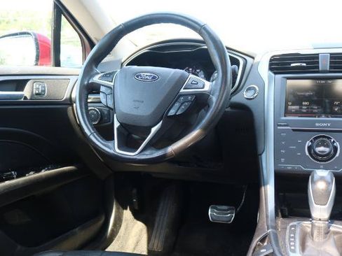 Used 2014 Ford Fusion Titanium FWD image 18