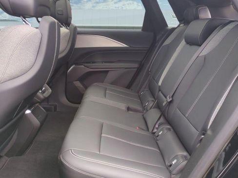 Certified 2024 Cadillac Lyriq Tech RWD image 14
